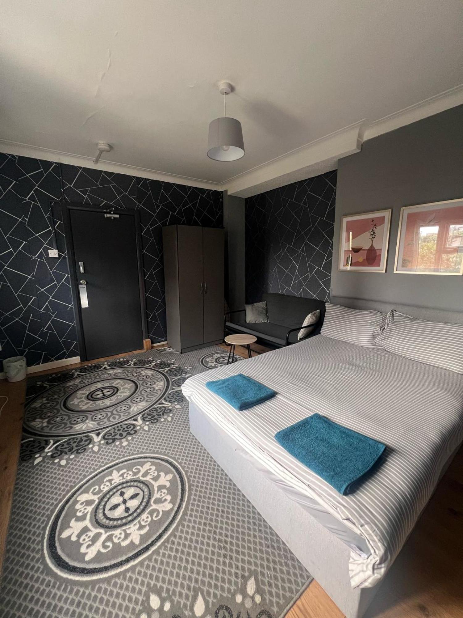 Colebert Avenue Apartment Londra Exterior foto